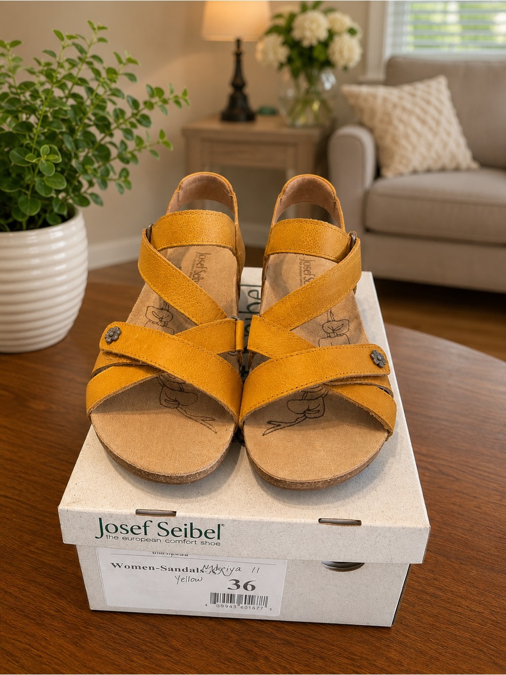 Josef Seibel Natalya 11 Sandals EU 36 /US Women’s 5.5–6 Mustard Yellow Sandals